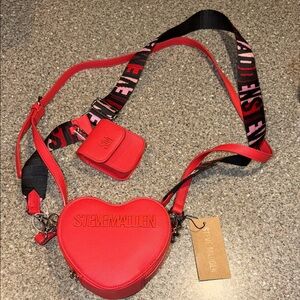 New steve madden lipstick red heart crossbody purse valentine